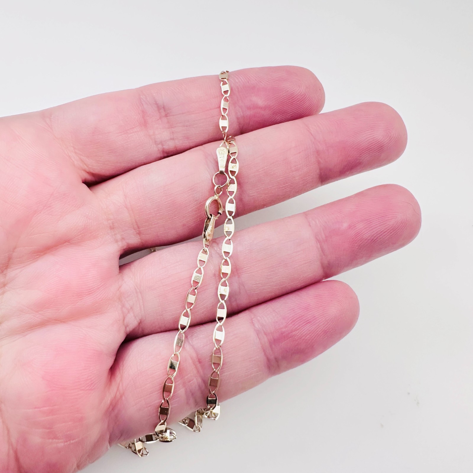 Solid 10K Multi-tone Gold Mariner Valentino Link Chain Necklace, 2.2mm, 18 7/8″