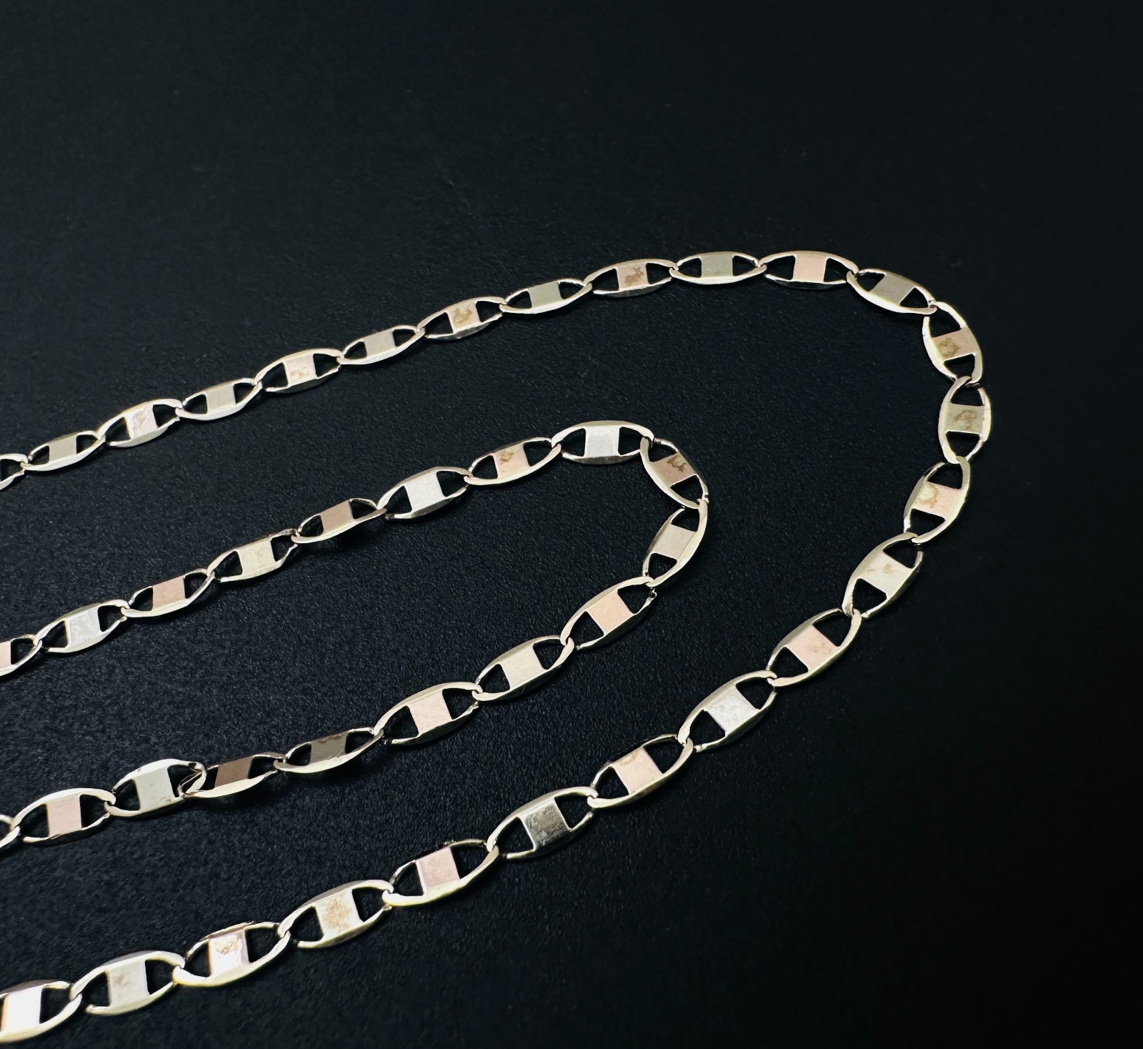 Solid 10K Multi-tone Gold Mariner Valentino Link Chain Necklace, 2.2mm, 18 7/8″
