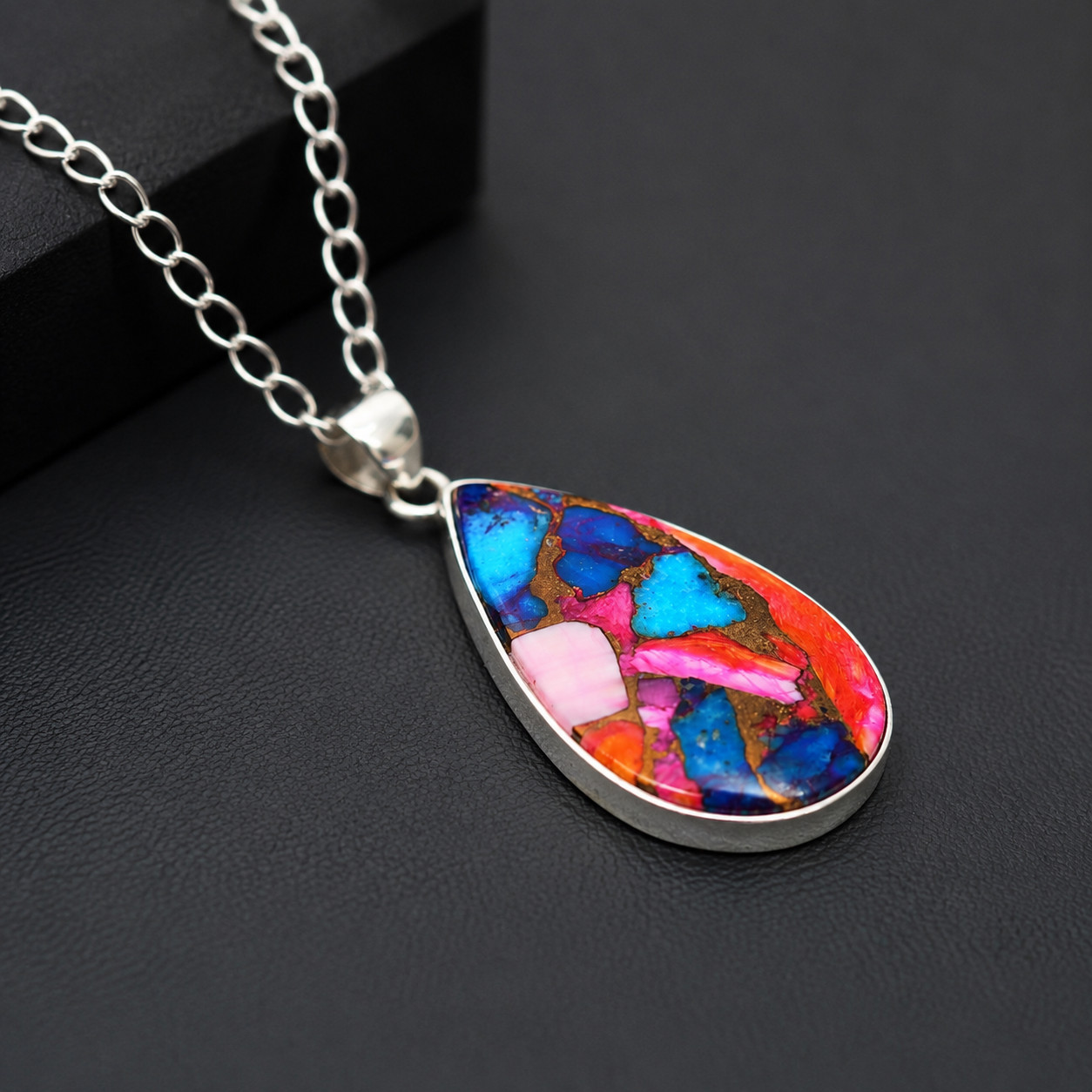Kingman Spiny Oyster Turquoise Teardrop Pendant Necklace 925 Silver Free Chain