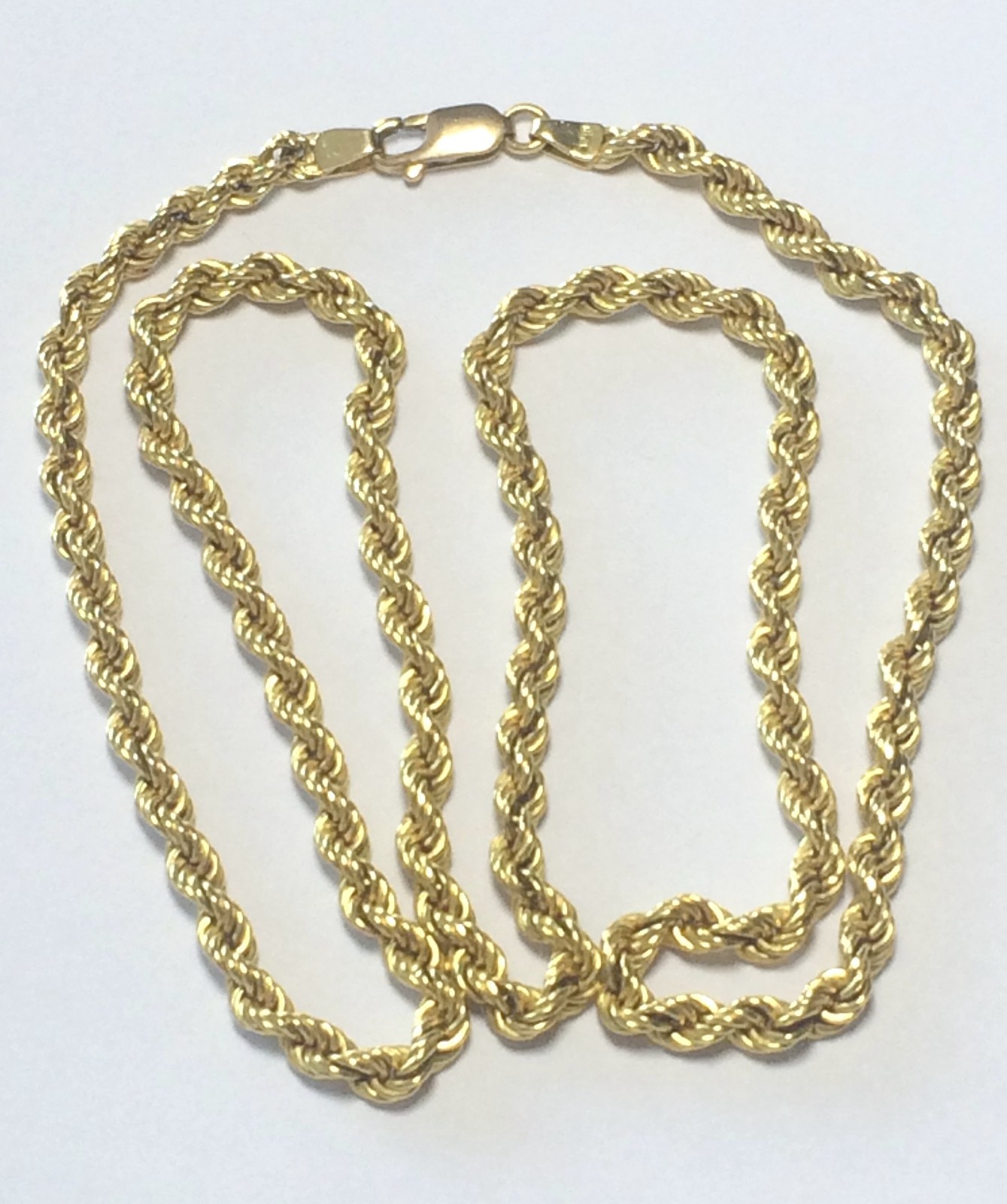 18ct Hallmarked Solid Gold Rope Chain Necklace. Length 20in. 13grams