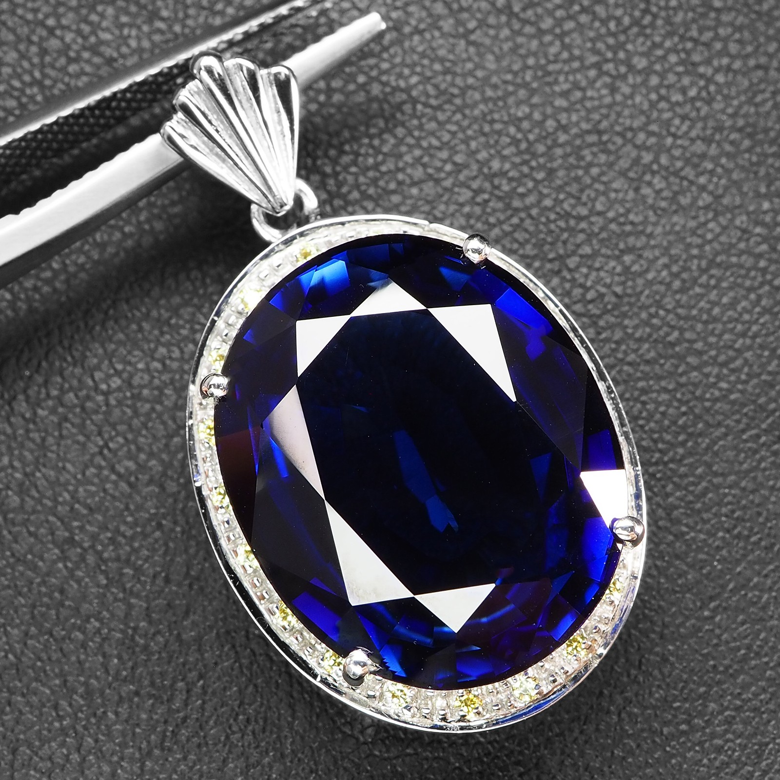 Striking Midnight Blue Sapphire 31.40Ct 925 Sterling Silver White Gold Pendants