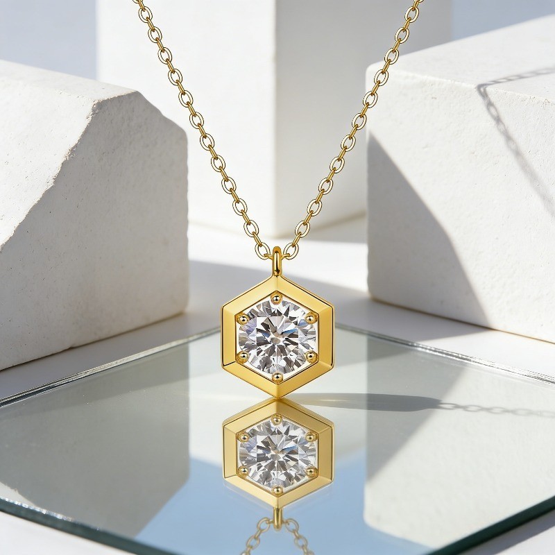 Simple Design Hexagon Shape 1Carat Moissanite Pendant for Party Jewelry Gift