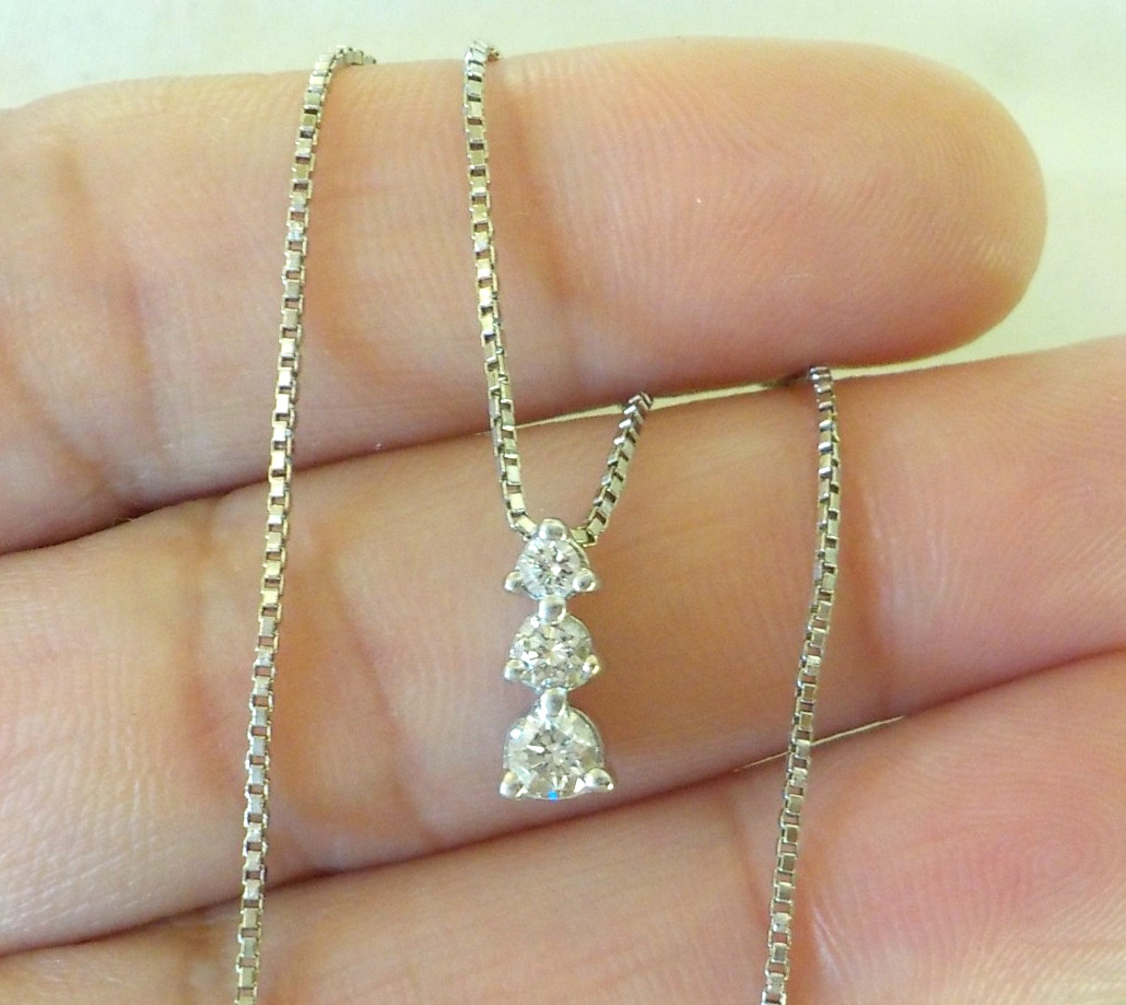 Petite 14K White Gold Three Stone Diamond Necklace – 2.70 gms, 15 in, 0.17 ctw
