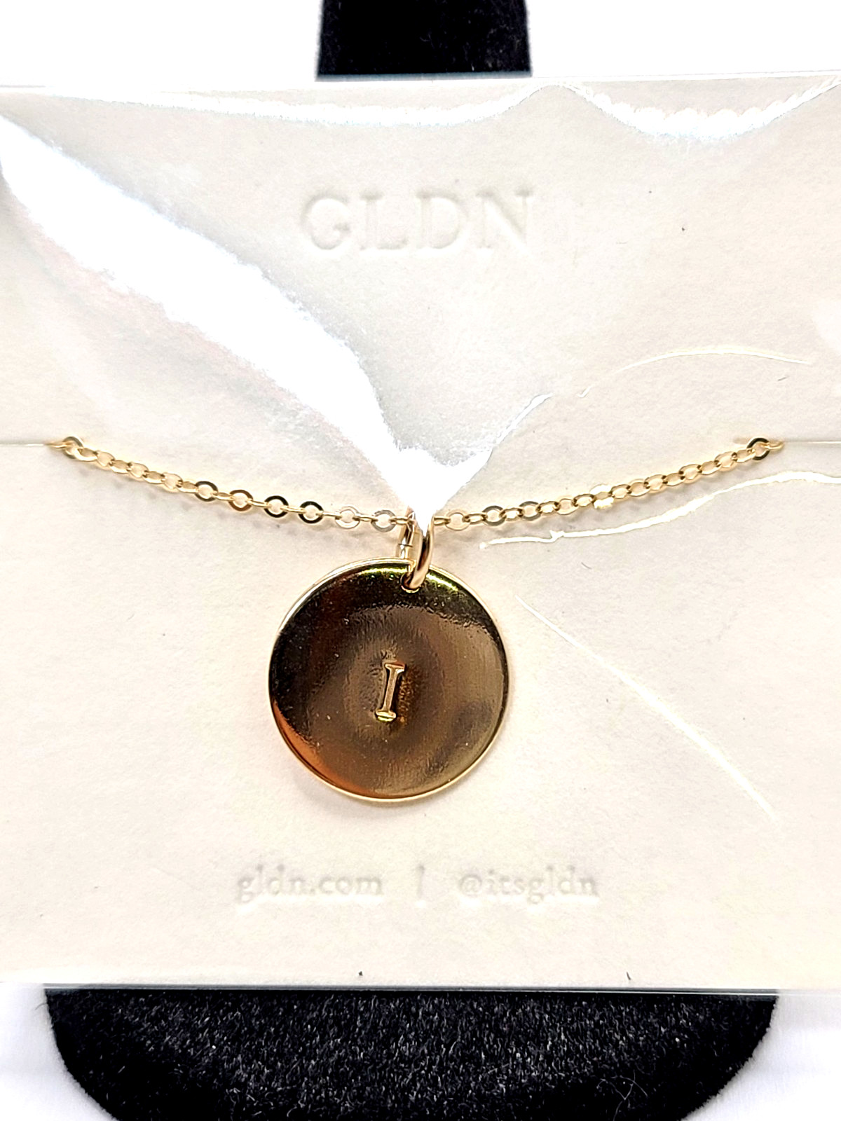 GLDN 14K Gold Filled 13mm Name Initial Letter I 13mm Disc Pendant 17″ Necklace