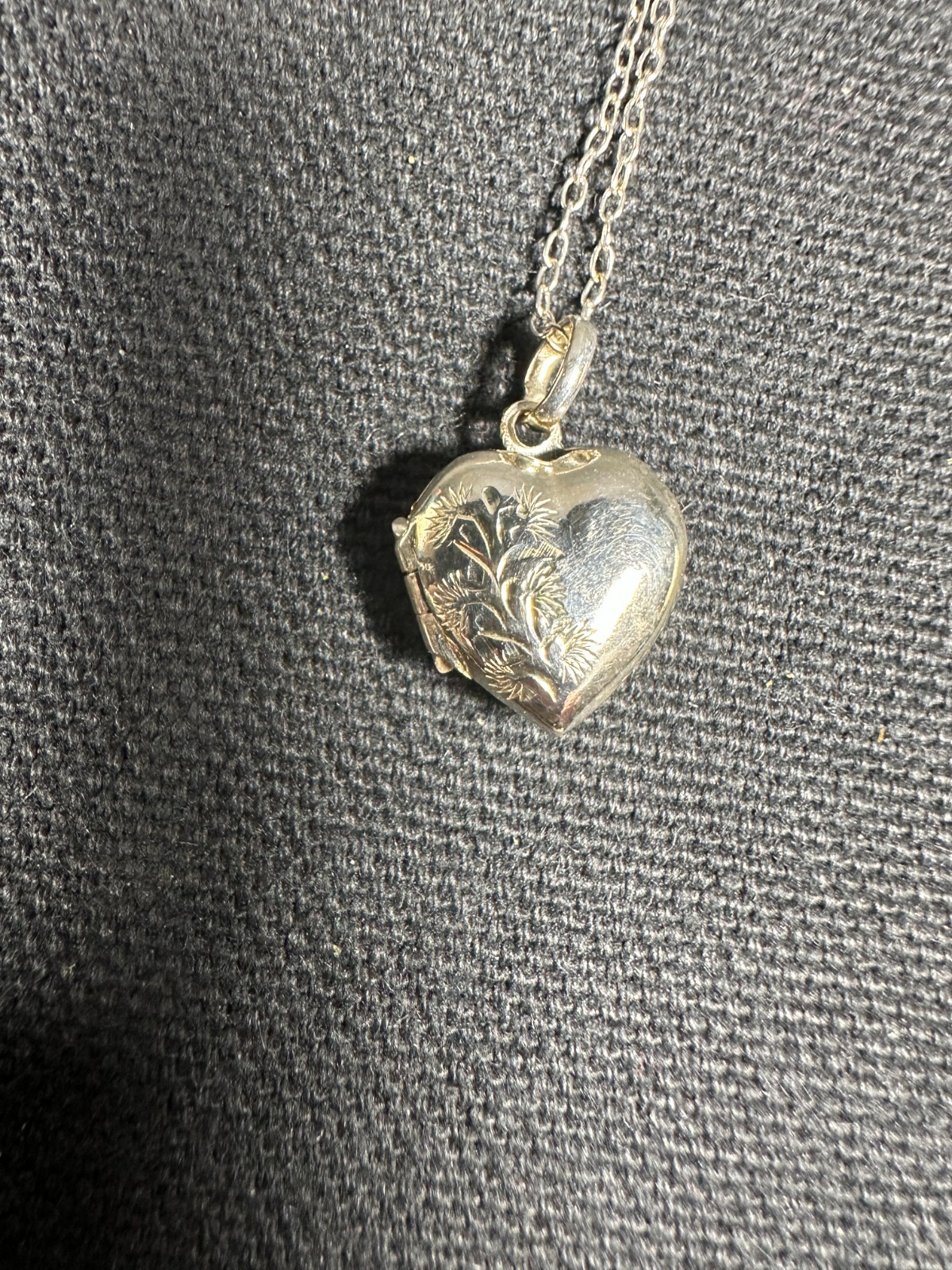 F. Hinds Sterling Silver Heart Locket British Family Jeweler