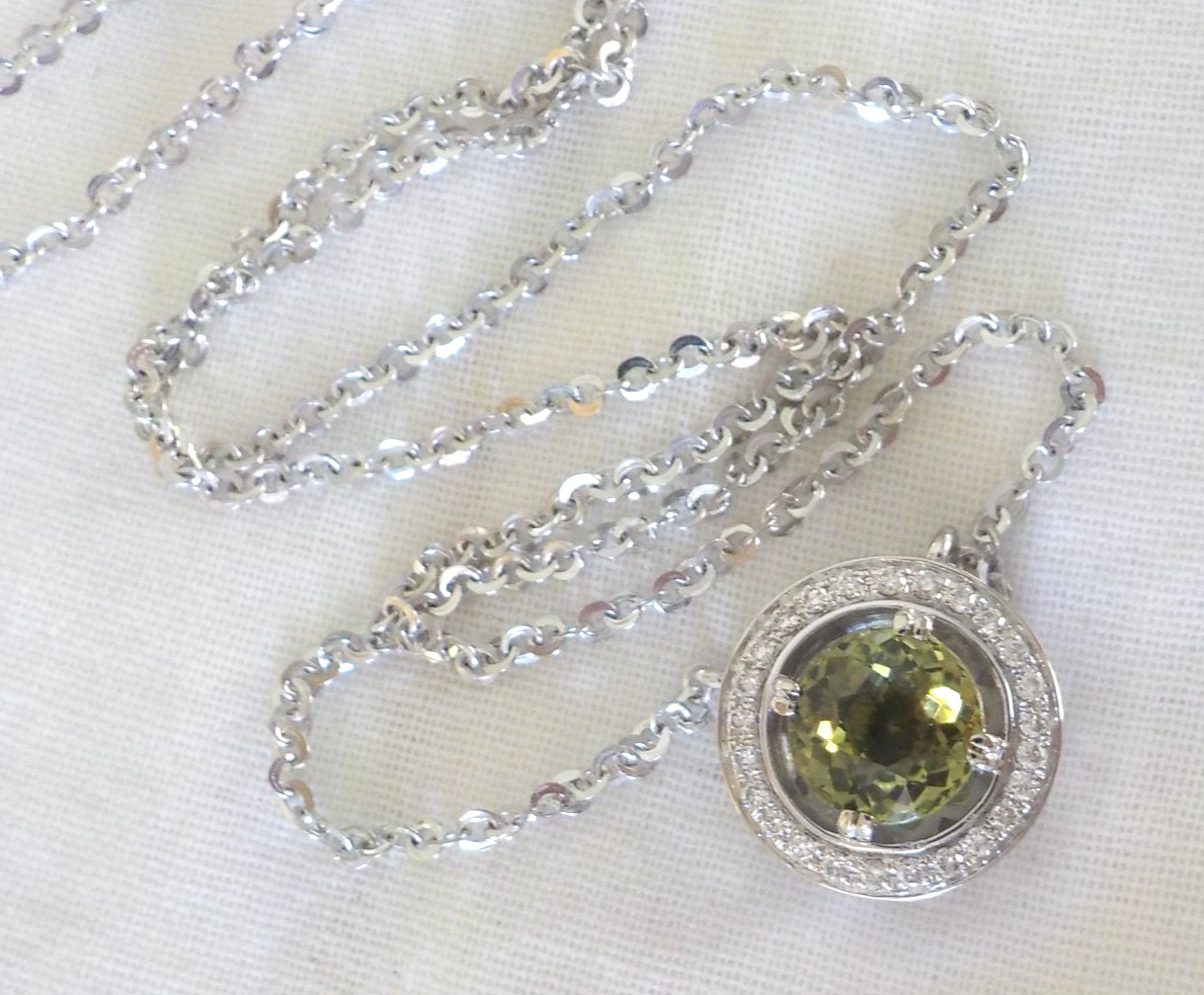 14K White Gold Green Tourmaline Diamond Halo Necklace – 4.60 gms, 16 in, 1.80 ct