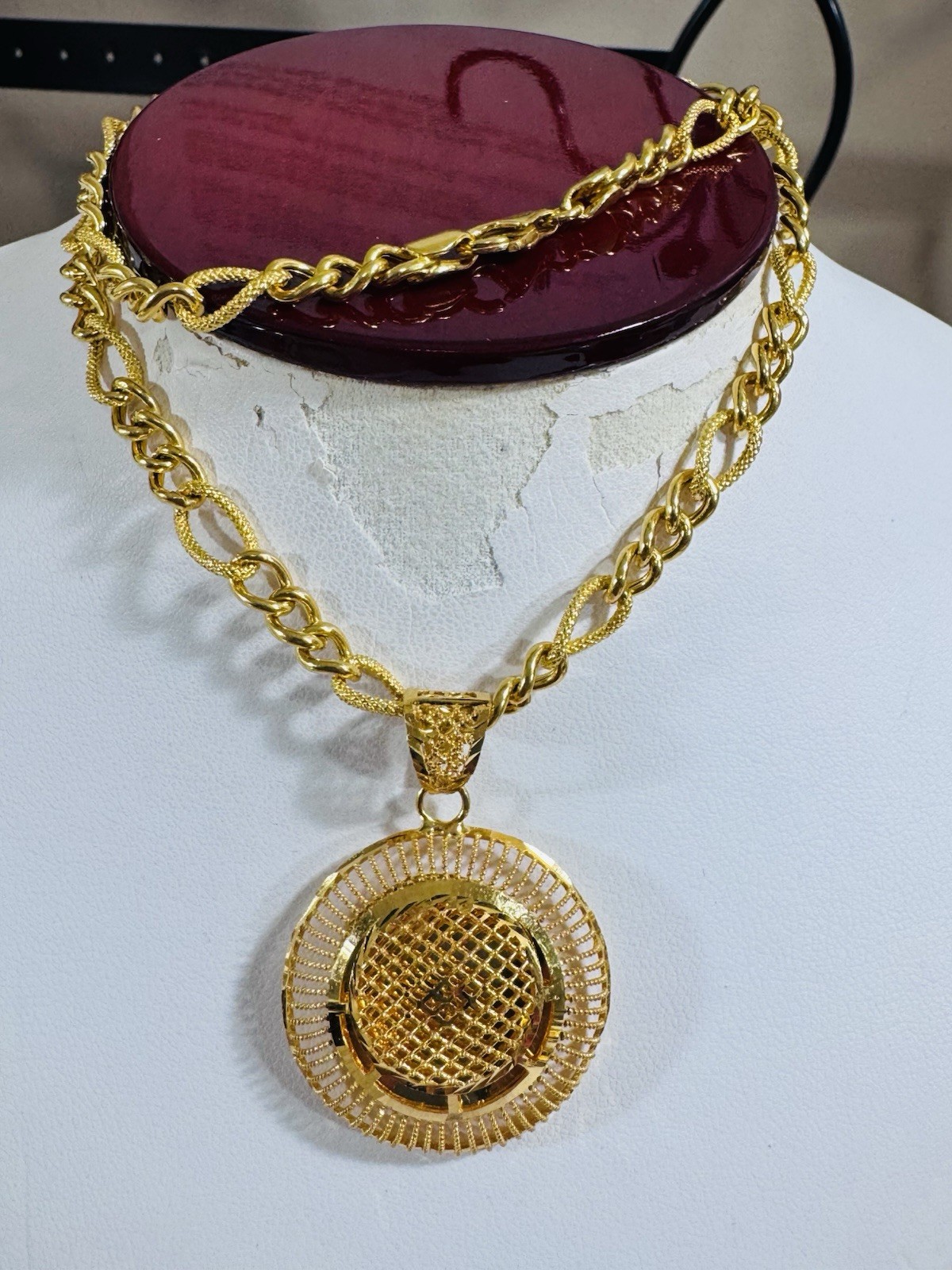 Saudi Dubai 22K Solid 916 Real Gold Round Earring Necklace 18” Long 21.45g 5.5mm