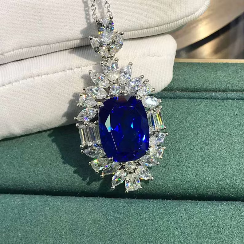 6.00Ct Cushion cut Natural Blue Sapphire & Diamond 14K White Gold Luxury Pendant