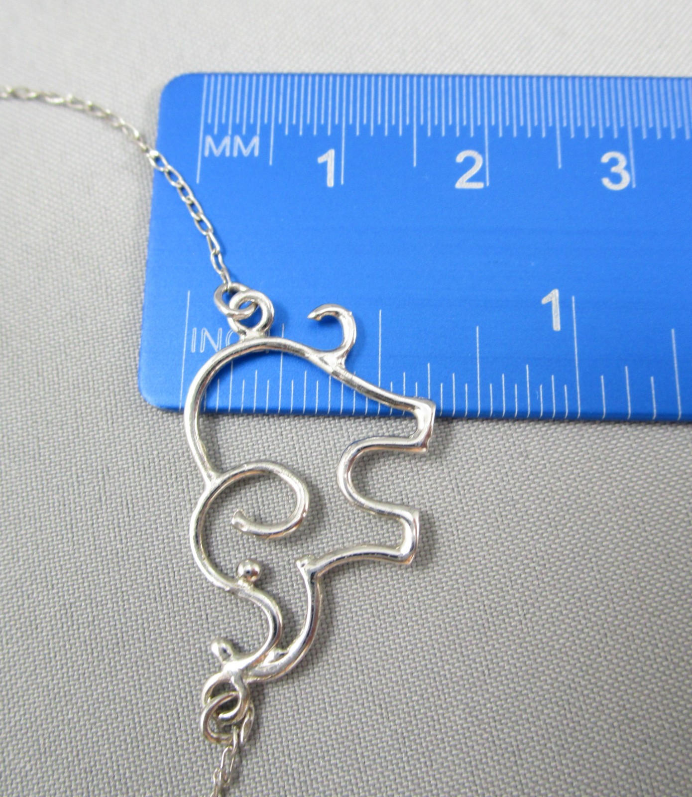 Signed 925 Sterling Silver Cute Open Outlined Elephant Pendant 16″ Necklace 1110