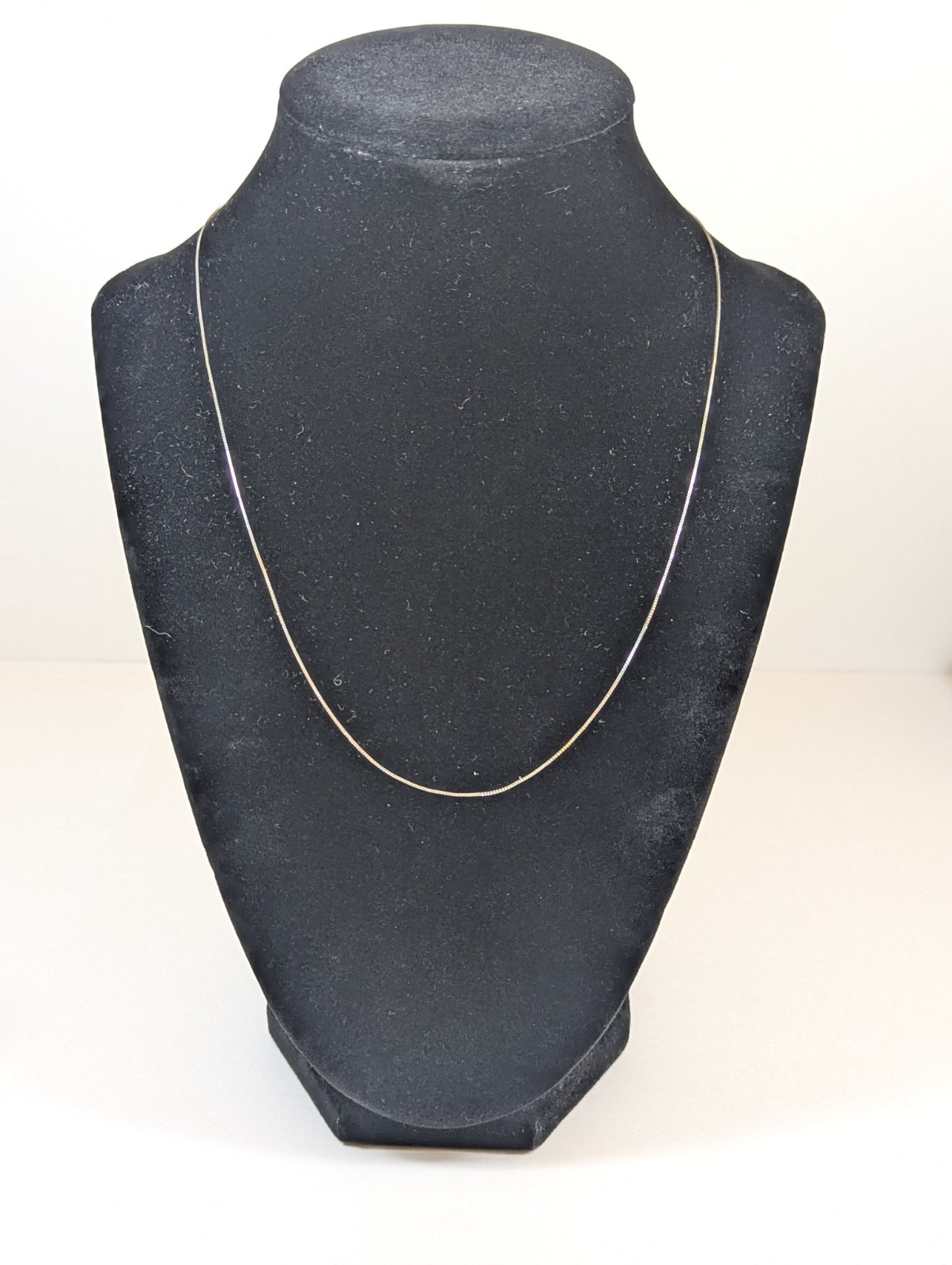 Vintage 14K Solid White Gold Box Chain Necklace 18″ Sparkling Jewelry Gift