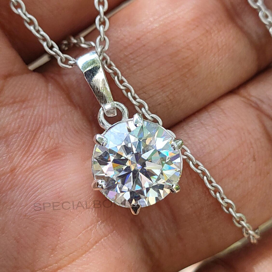 Gorgeous 3.50 Ct Certified White Diamond Pendant ! FREE Diamond studs!