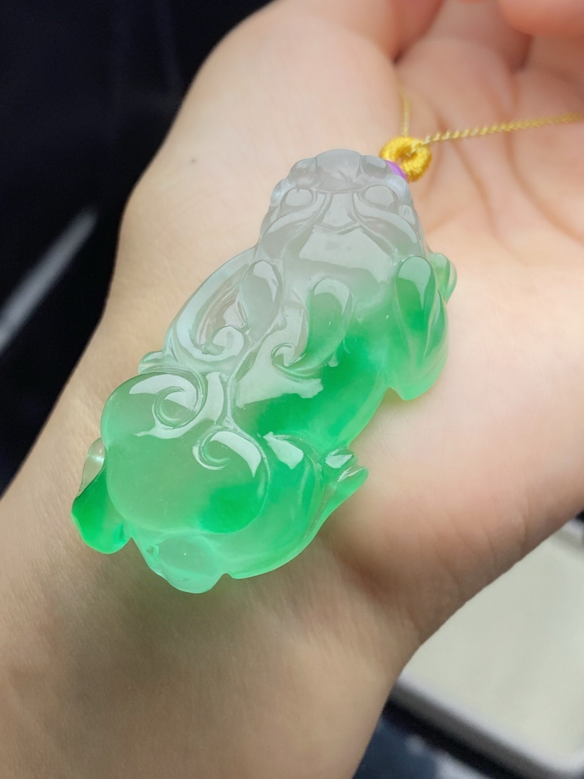 Natural Jadeite light Green Carved Pixiu Lucky Pendant +Necklace Amulet