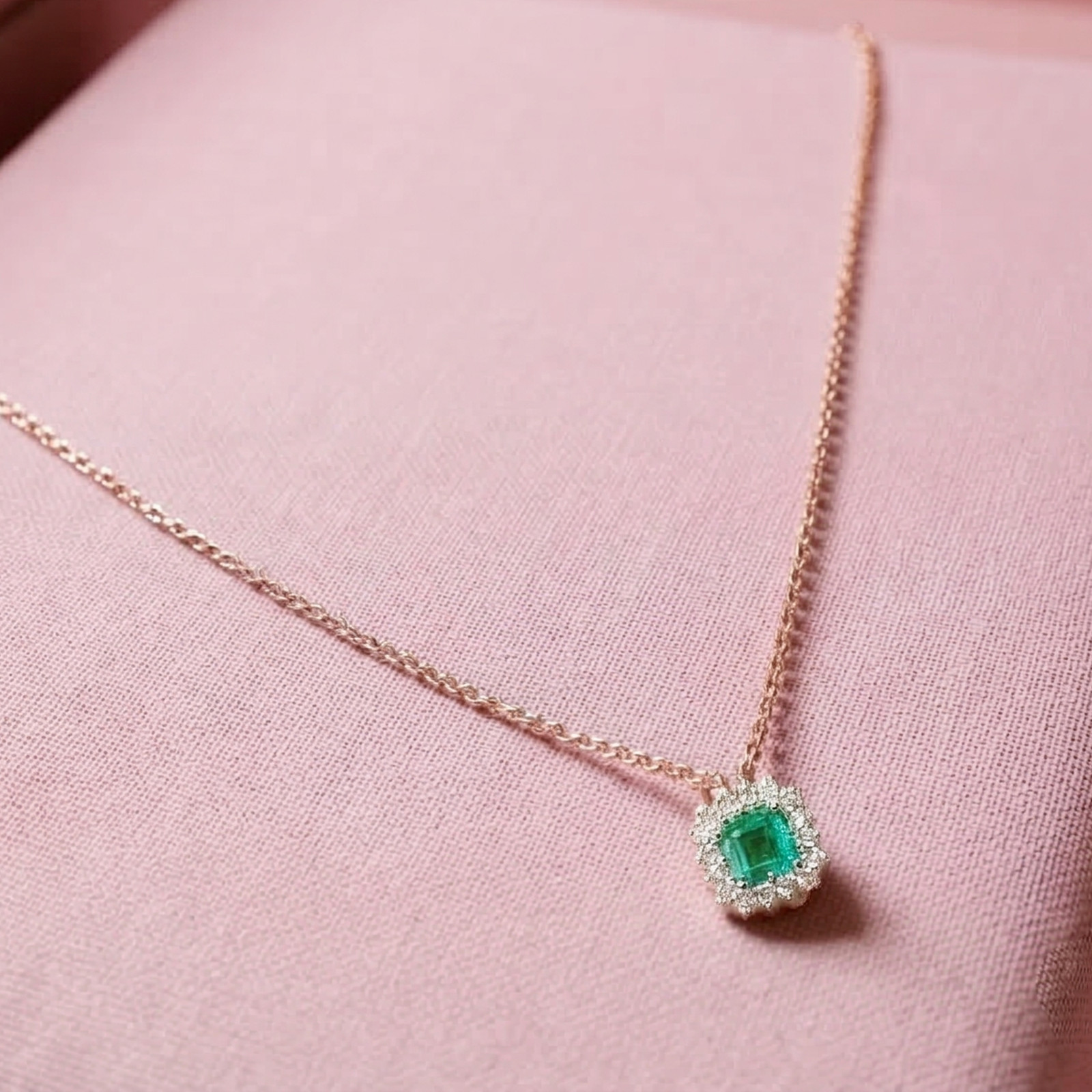 925 Sterling Silver Green Emerald & Moissanite Handmade Classic Pendant