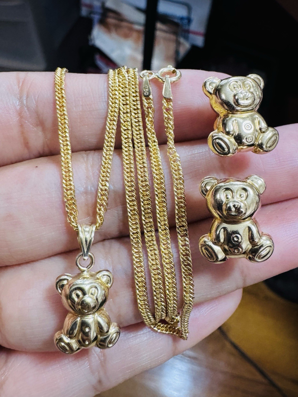 18K 750 Gold Bear Set Earring & Necklace 15.6”/16” Long 6.5g 2.2g