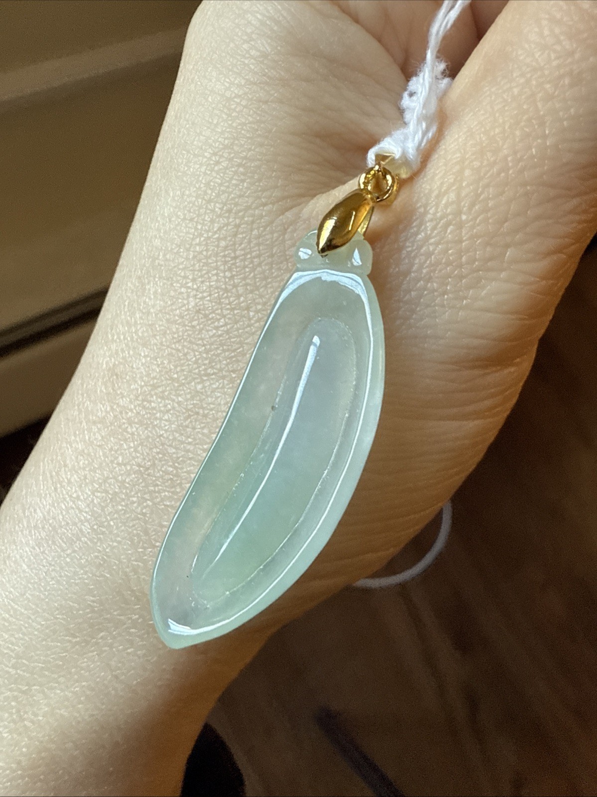 翡翠A貨 untreated Burma Myanmar Grade A Jadeite Jade 老坑冰种飘绿水头极好