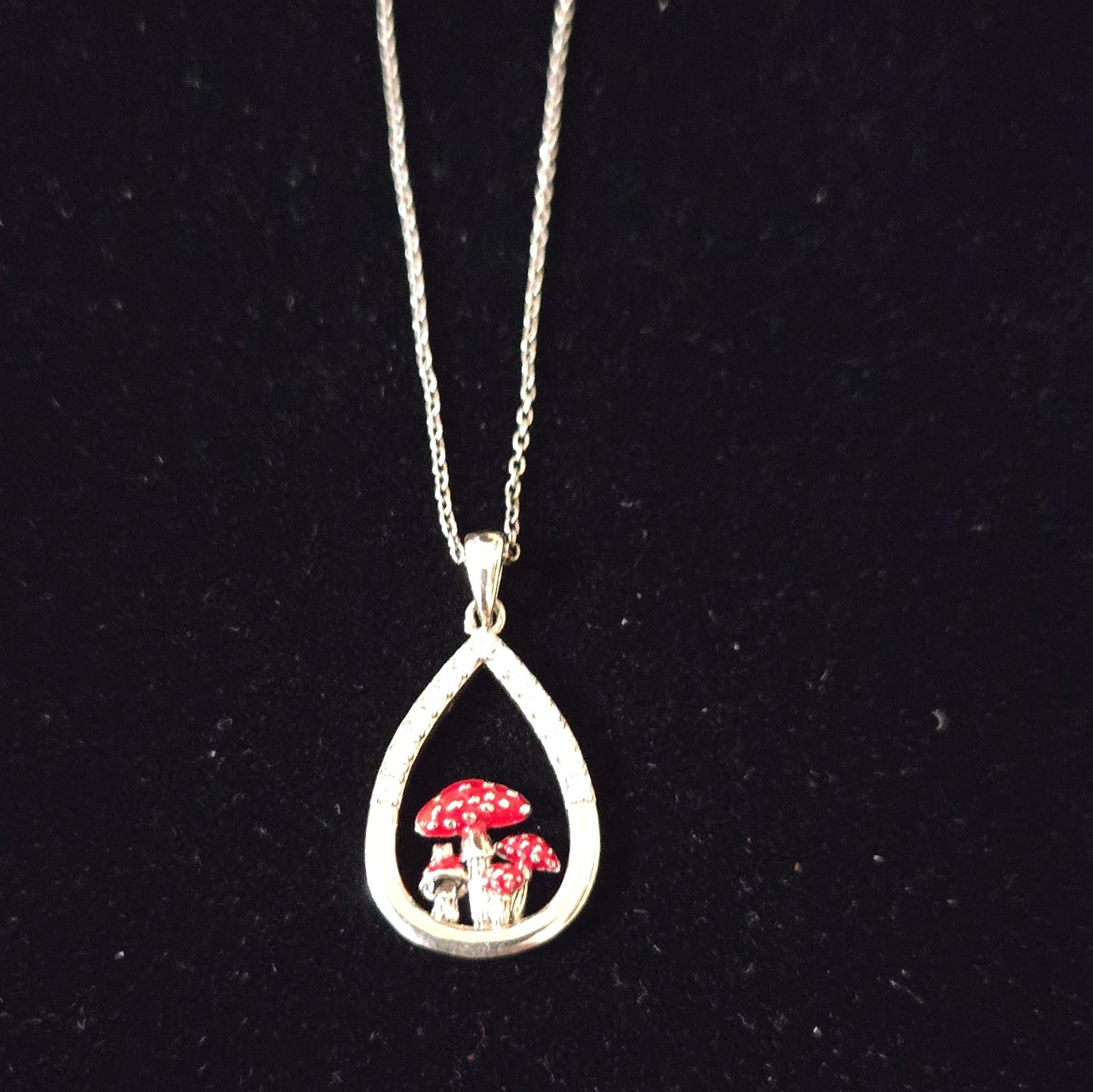 Sterling Silver 925 Teardrop Mushroom Charm Pendant Necklace Red Enamel