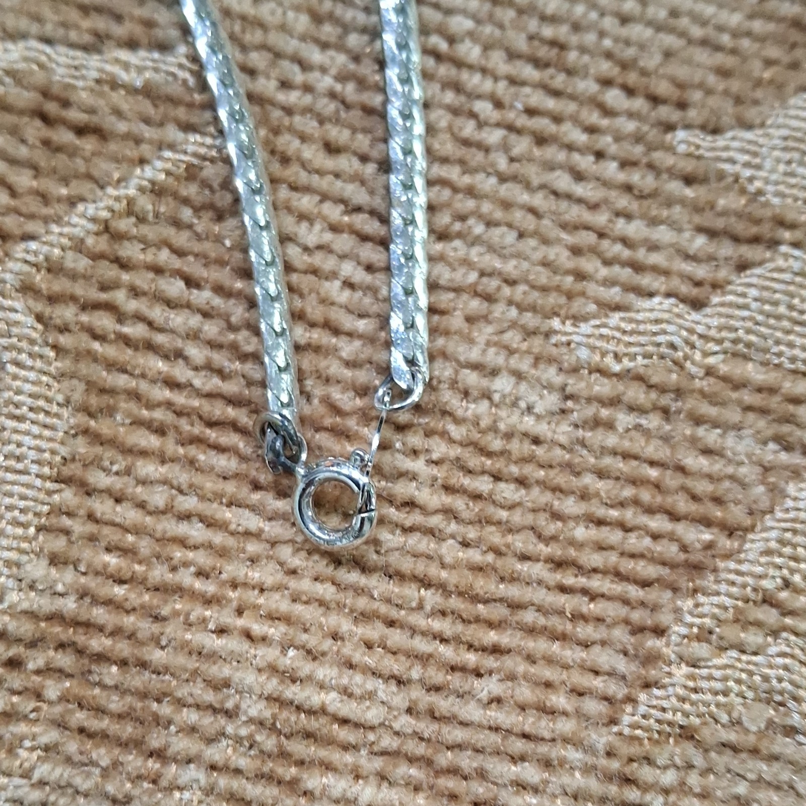Silver Tone Snake Chain Necklace Metal Fashion Jewelry No Stone Chain Style