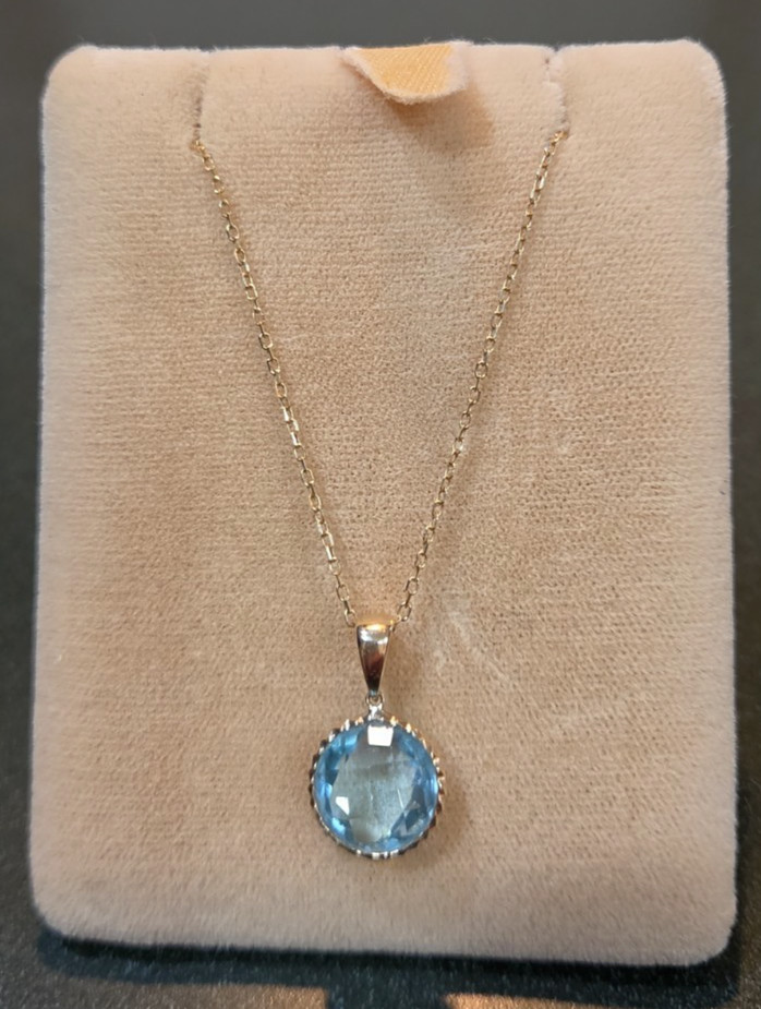 14k Yellow Gold Blue Topaz Necklace 17″ 3.37g