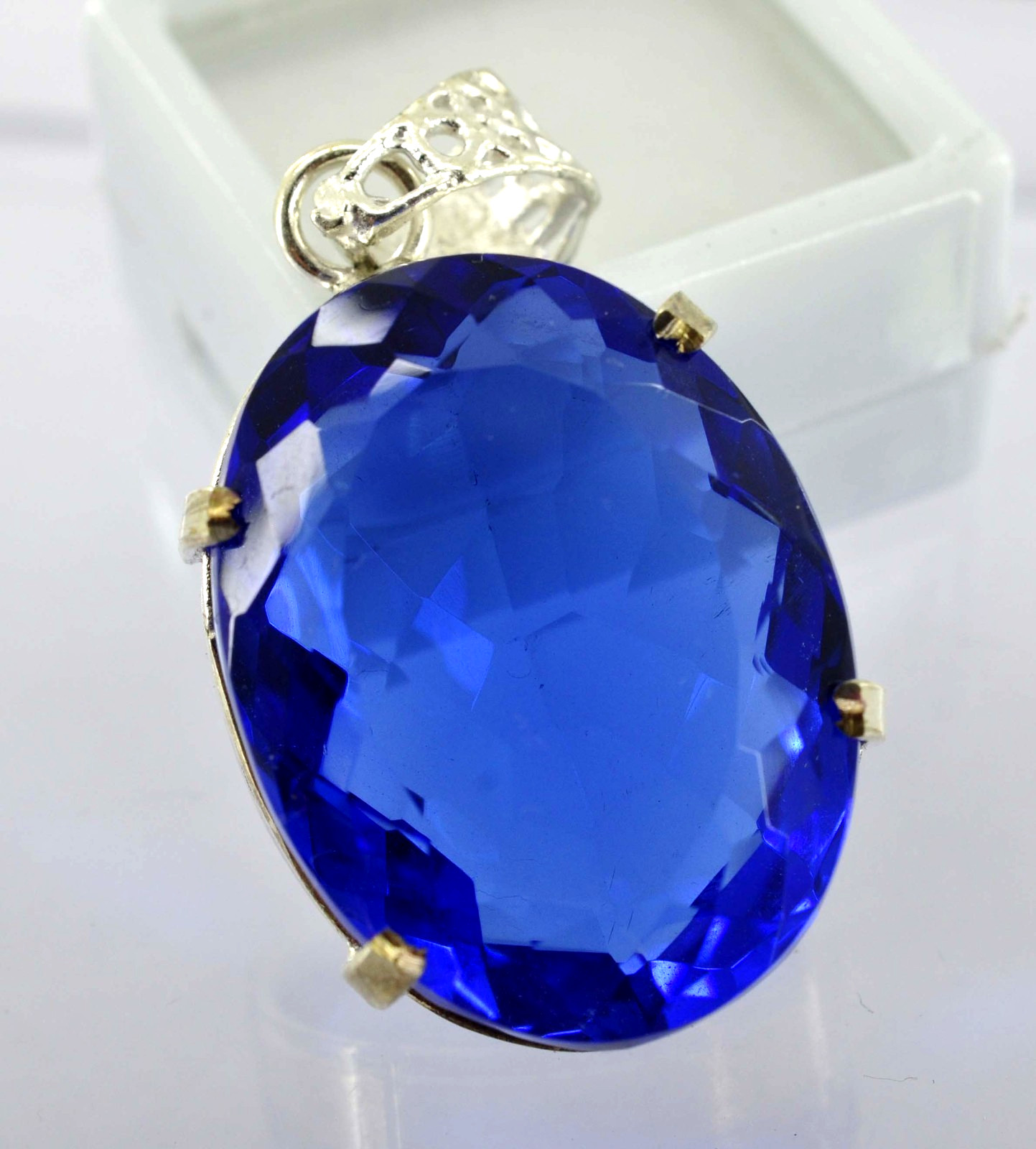 Natural Ravishing Blue Topaz 925 Sterling Solid Silver Oval 73.65 Ct Pendant Gem
