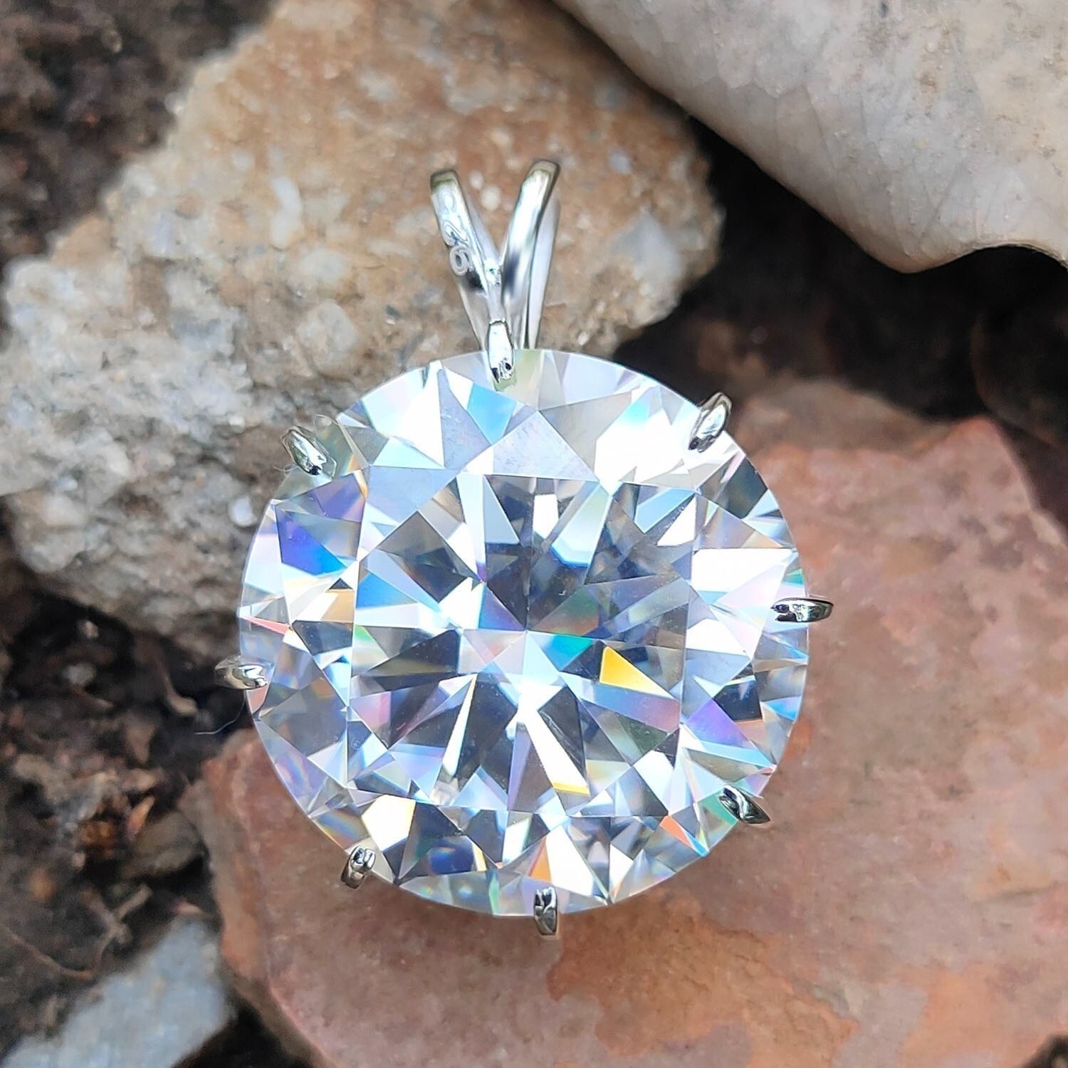 RARE 38.80 Ct Round White Diamond Solitaire necklace! FREE Shipping