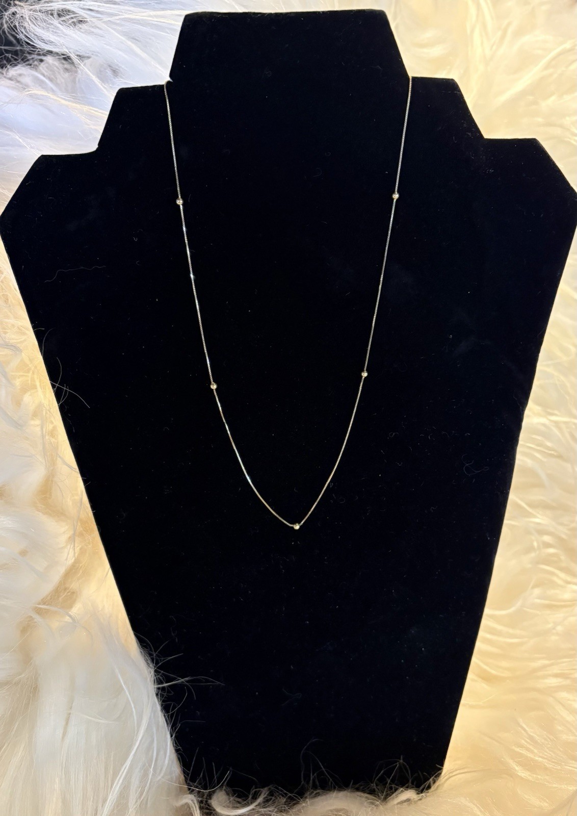 Solid 18k Yellow Gold Bead Station Chain Necklace 17” Marked I.W. 18k 750 Italy