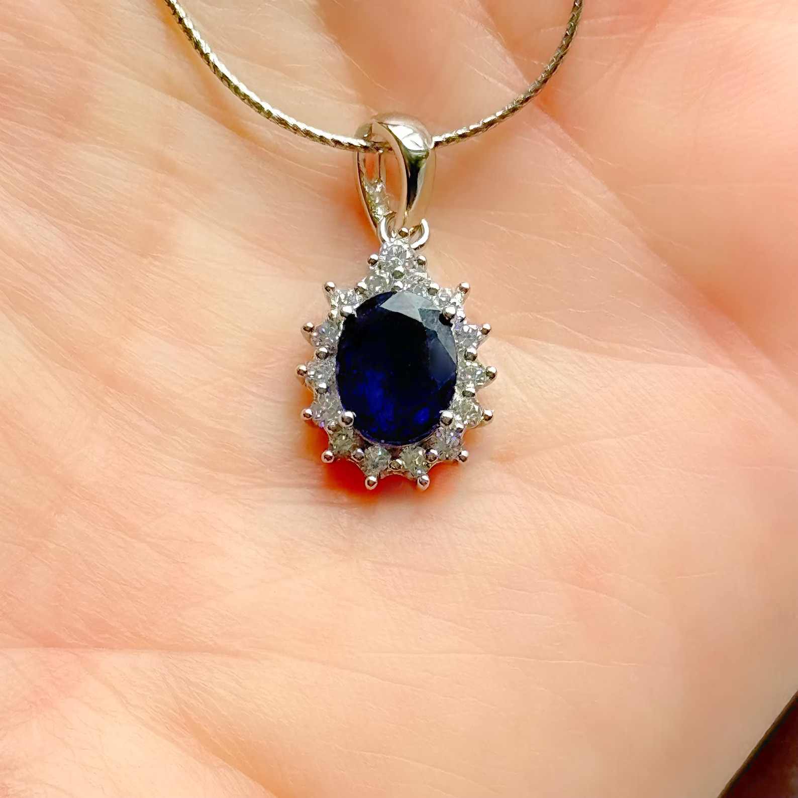 4.50 Ct Oval Cut Natural Sapphire & Diamond Beautiful Pendant 14K WhiteGold