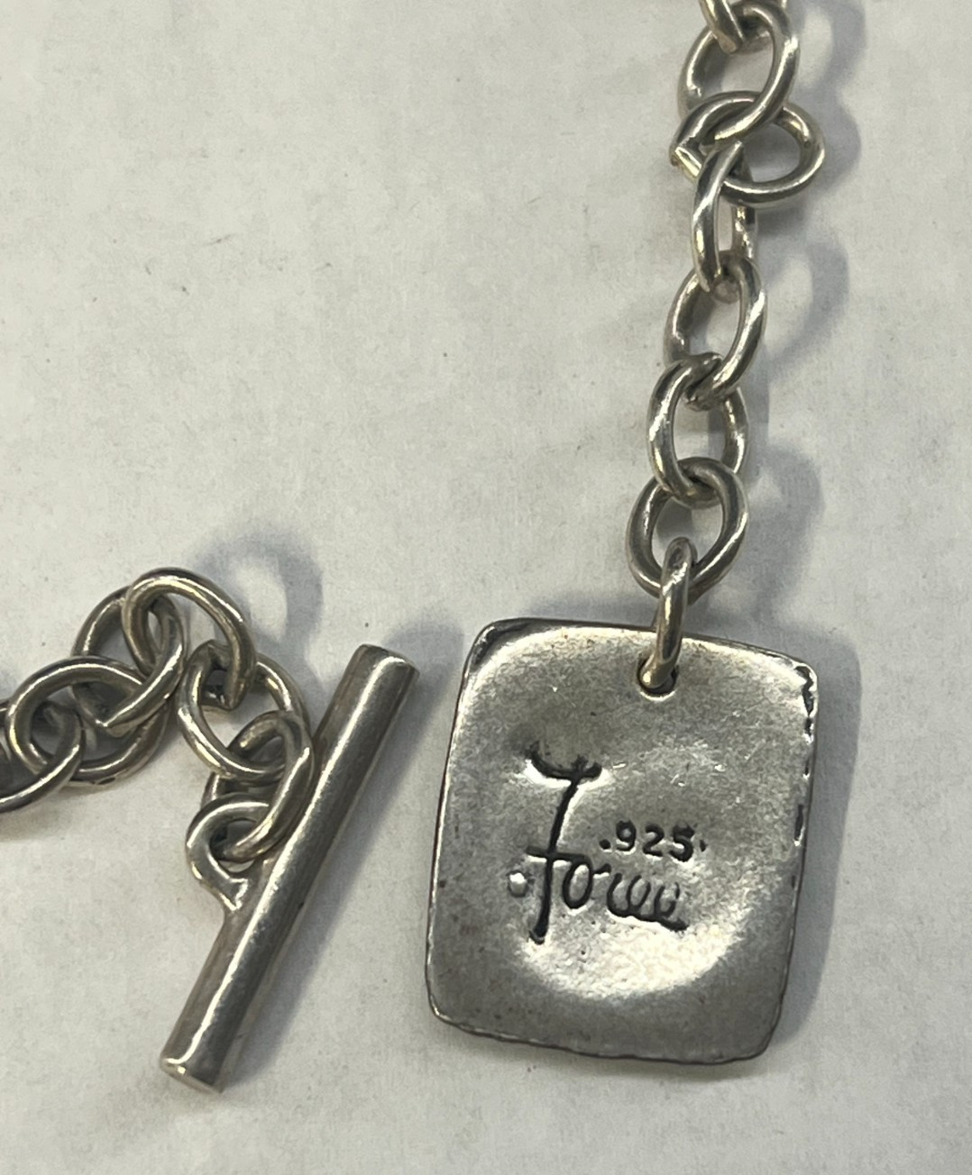 Foree Hunsicker Sterling Silver Lariat Necklace 18″ Floral Charm Toggle
