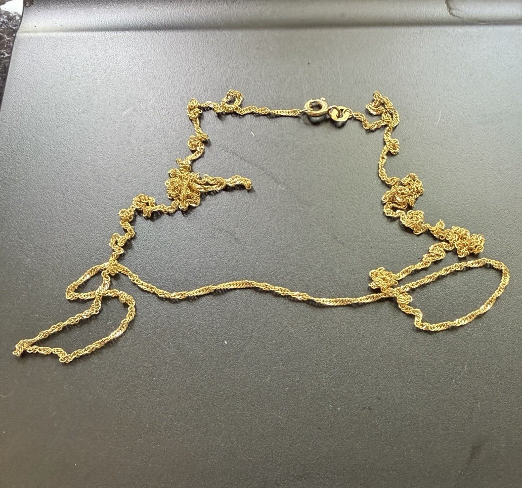 30” 10K Yellow Gold Italy Singapore Twist Chain Necklace 2.4g Long Layering