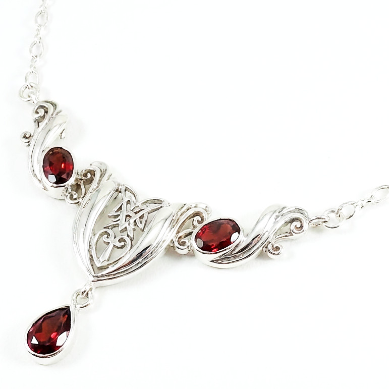 Vintage 925 Sterling Silver Garnet Celtic Infinity Necklace PSCL Peter Stone