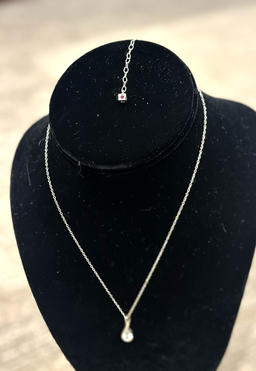 ELLE STERLING SILVER .925 CRYSTAL PENDANT RUBY LOGO GEMSTONE 16-18″ NECKLACE LN