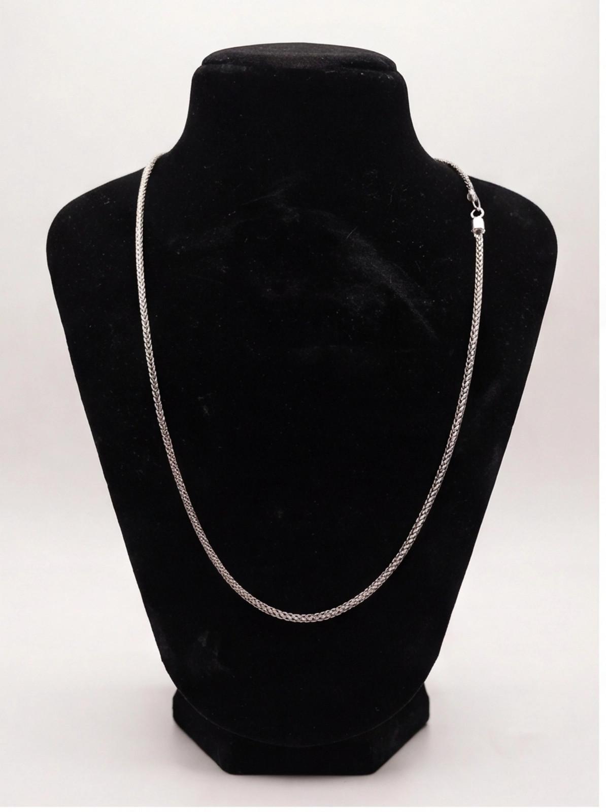 21 in Length Italian Franco Design Chain In 18K Solid White Plain Gold