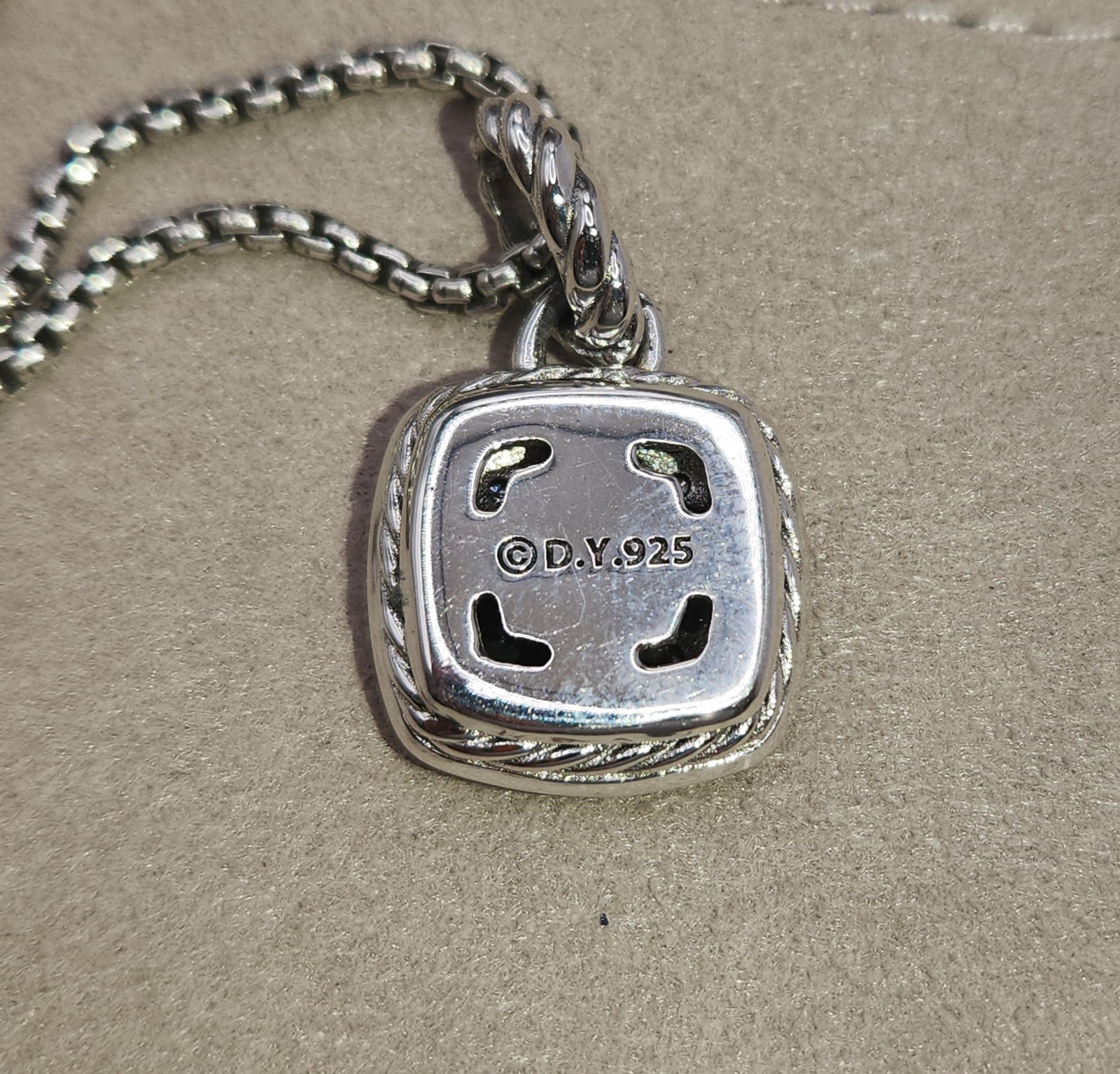 David&Yurman 925 Sterling Silver Pavé Diamond Square albion 14mm Necklace 20 mm