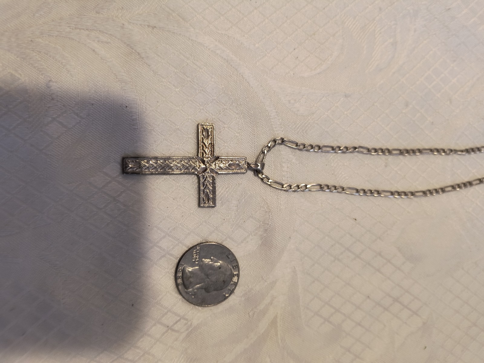 VTG Sterling Cross with Chain 24inch Male Or Female Sterling Silver Diamond Cut