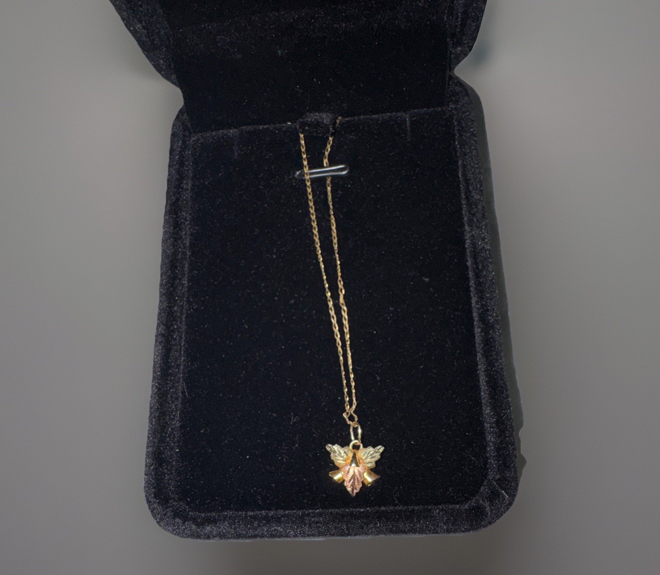 Vintage 14K Tri-Color Gold Angel Pendant Necklace Black Hills Style Multi-Tone