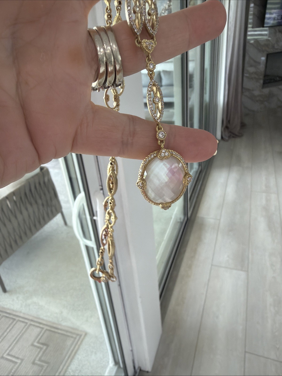 Judith Ripka Necklace 925 Clad Mother Of Pearl Exquisite Lariat