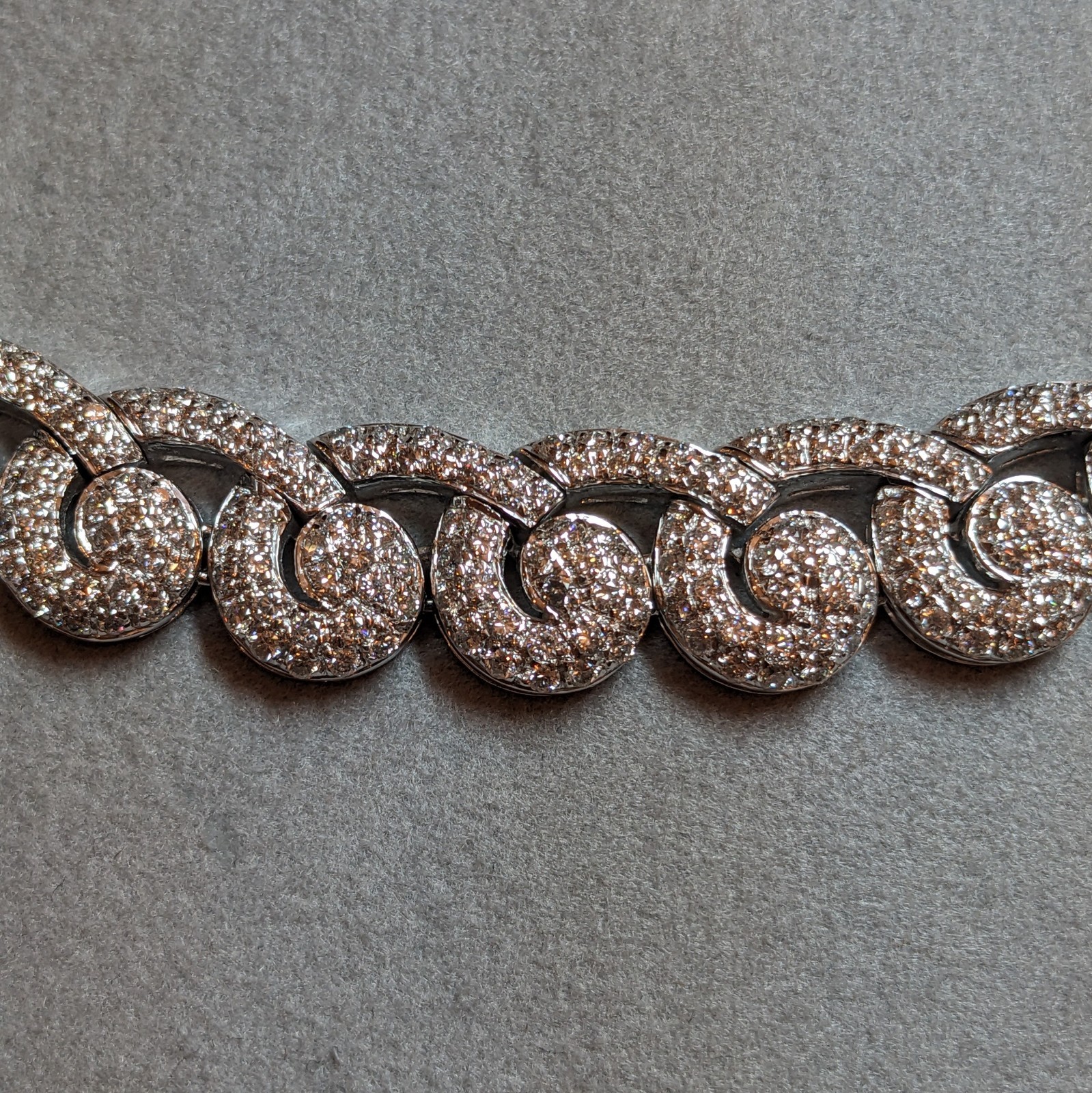 Pave Diamond Scroll Link Choker Necklace in 18k White Gold- HM2800SE
