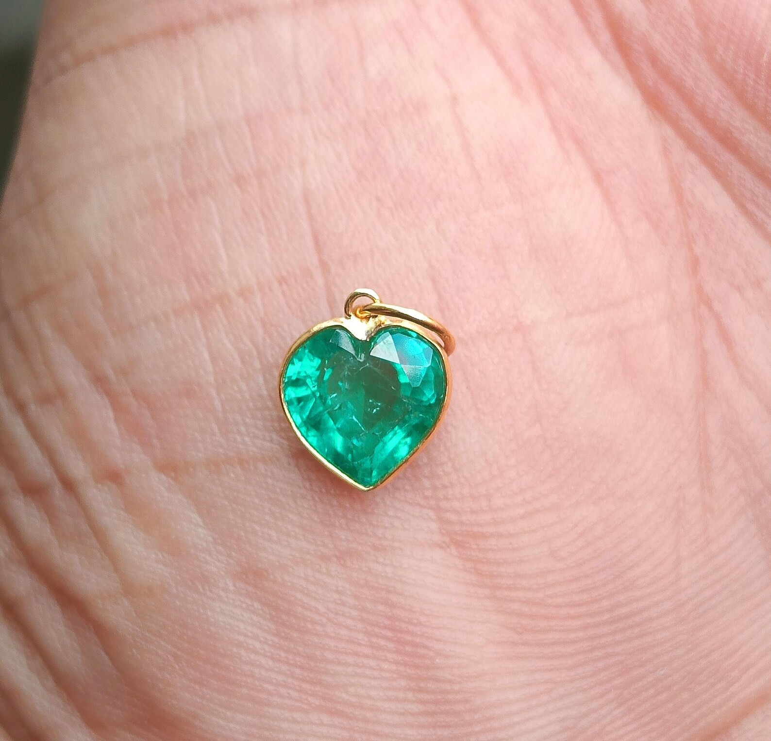 Emerald Heart Gemstone Gold Charm Pendant 18K Solid Gold Handmade Charm Pendant