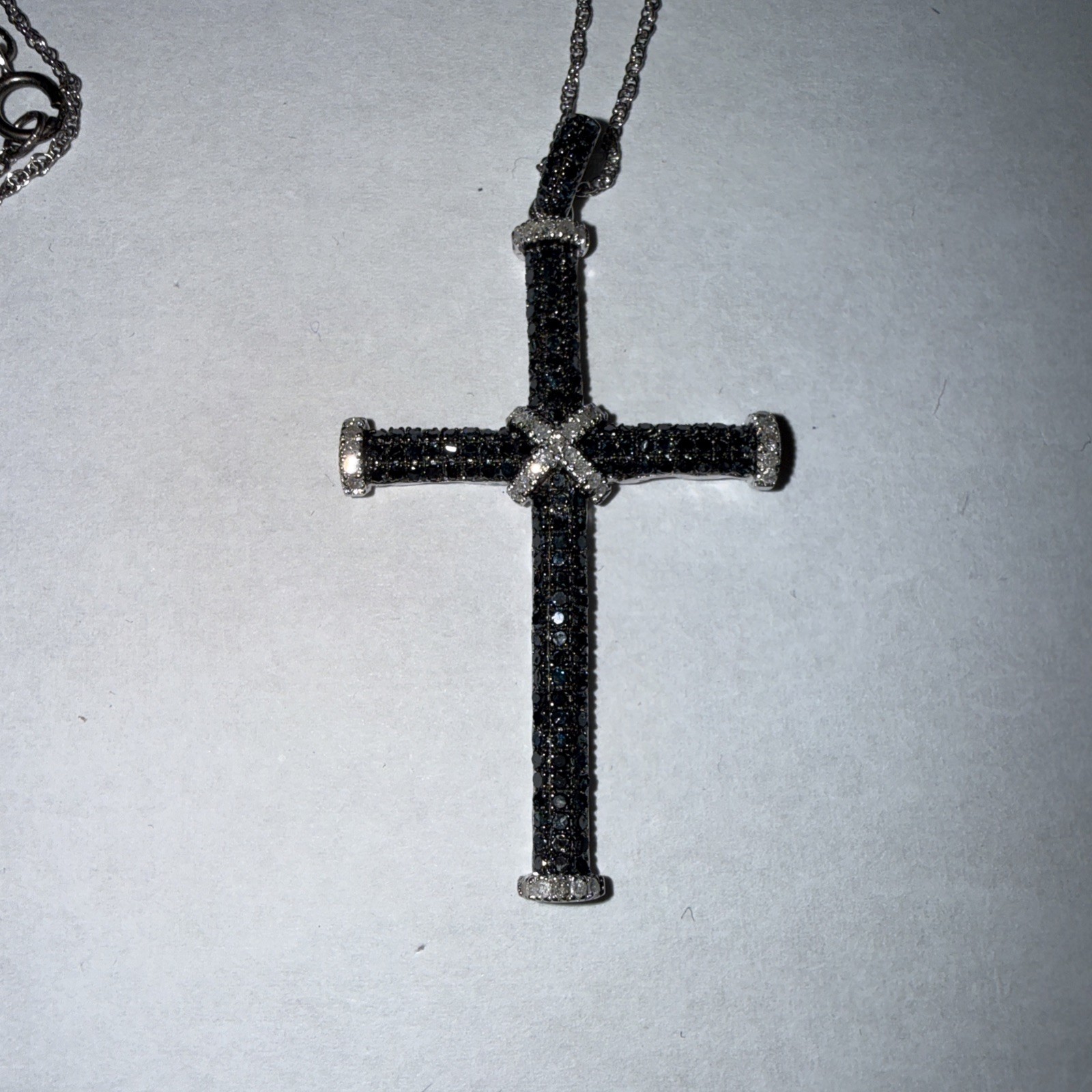 925 Sterling Silver Black & White Diamond Cross Pendant w 925 Chain
