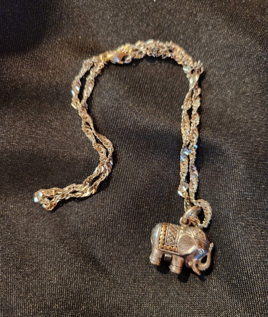 Necklace w/ silver 925 with 14k gold accents gorgeous elephant women’s…