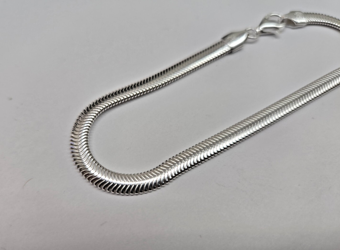 925 Sterling Silver Flat Snake Chain Bracelet Italy Men and Women 4.5mm 7″ to 8″