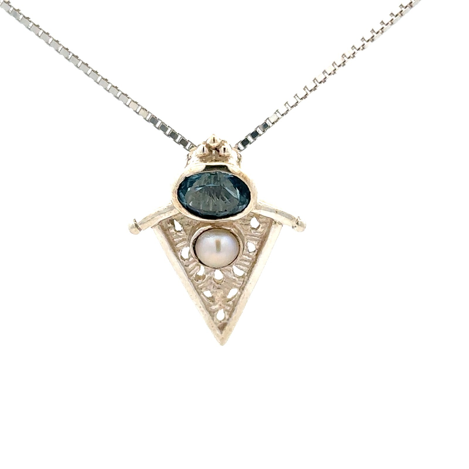Sterling Silver Blue Topaz And Freshwater Pearl Pendant (5/8 x 7/8 Inch)