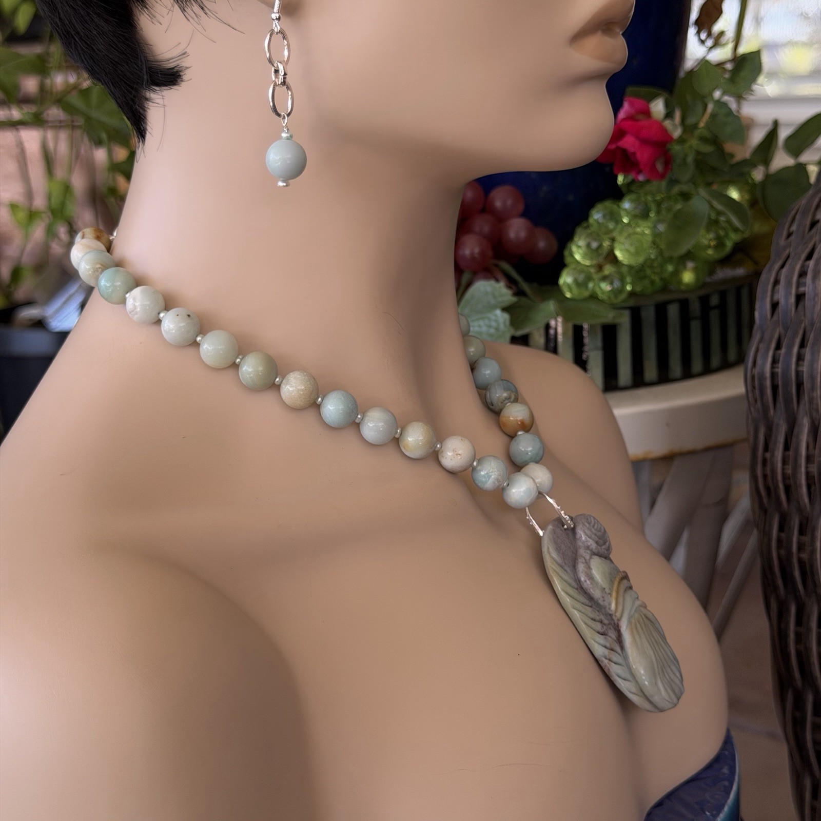 HAND CARVED NATURAL JASPER LADY PENDANT AMAZONITE PEARL NECKLACE EARRING SET