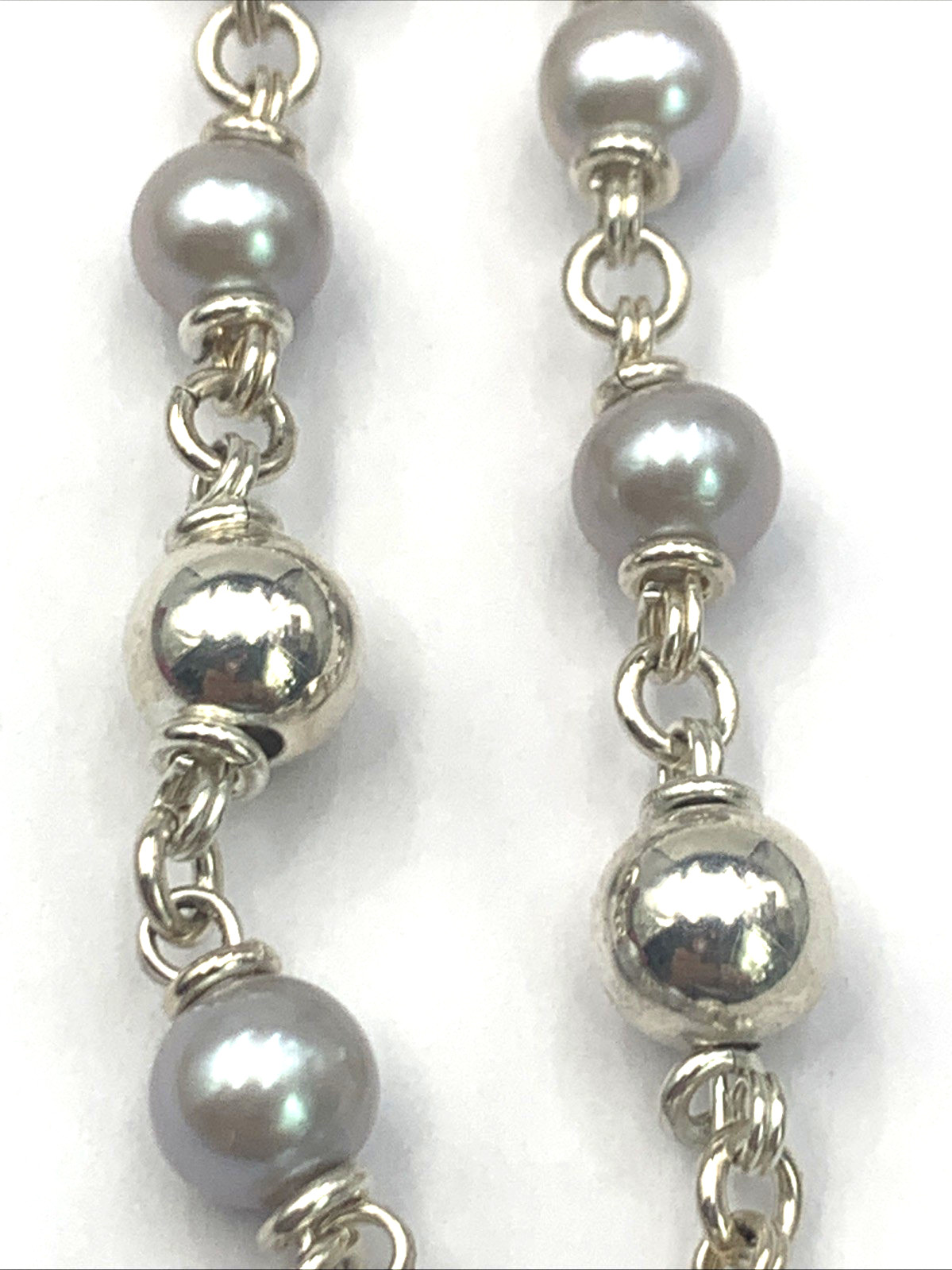 Michael Dawkins Sterling Silver and Gray Pearl Necklace 18″