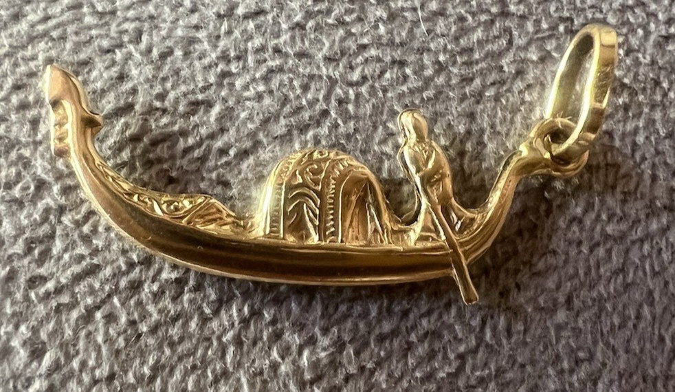 Solid 18k Gold Gondola Venice Venezia Charm Pendant Souvenir Italy 1.1 g