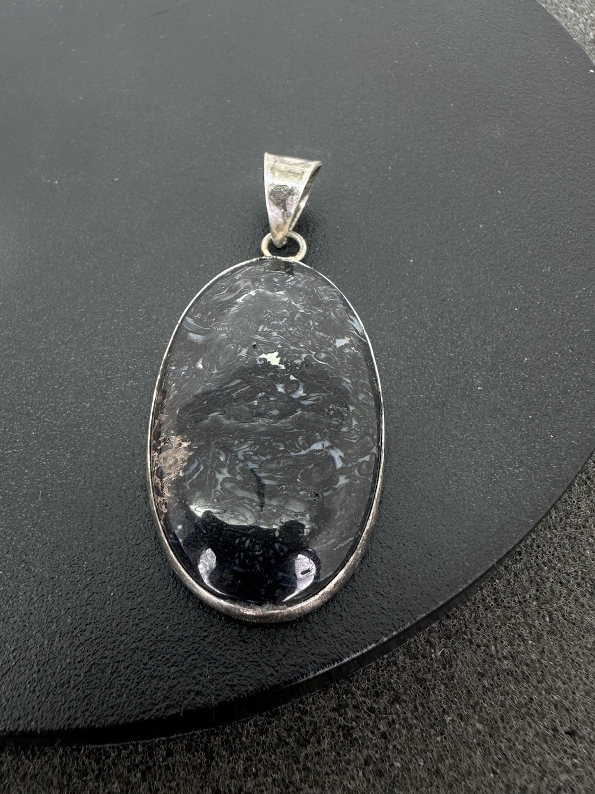 Sterling Silver Unknown Black Stone? Pendant Nice Large Flat Pendant