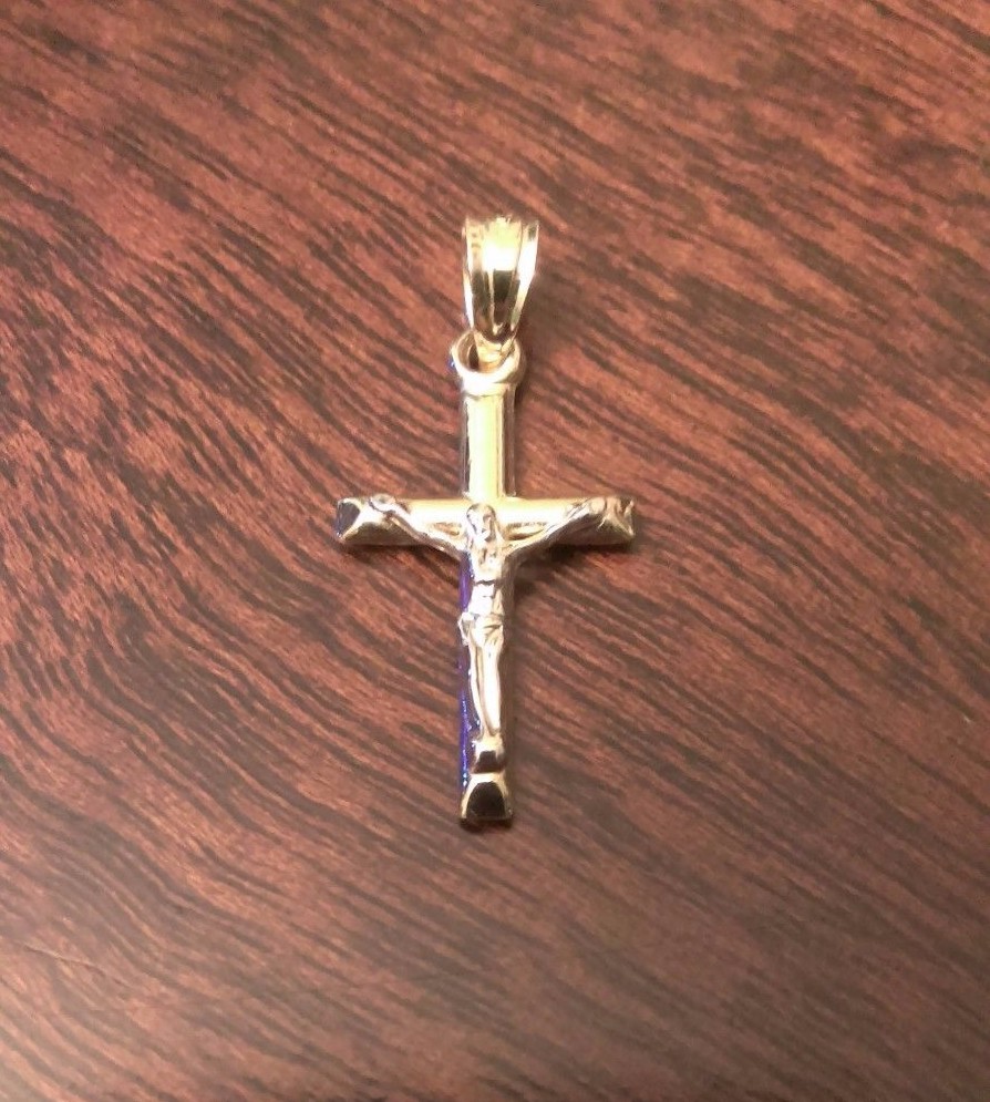 14K GOLD TWO-TONE HOLLOW CRUCIFIX CROSS CHARM PENDANT (MEN/WOMEN) – 1 INCH