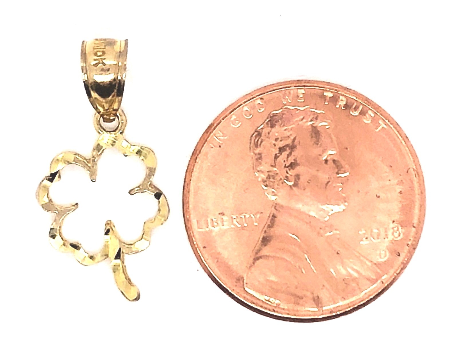 10k Yellow Gold Small Irish Lucky Four Leaf Clover Charm Pendant 0.5 gram
