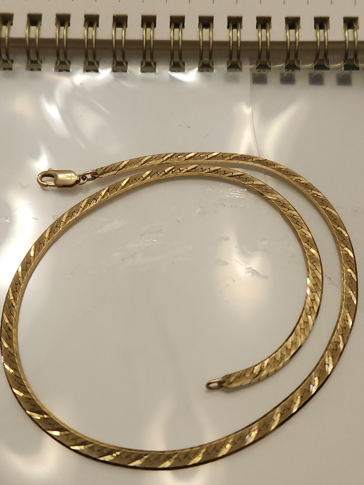 14K Y GOLD Herringbone REVERSIBLE Necklace 11.1 Grams 15 1/4″ Diamond Cut/plain