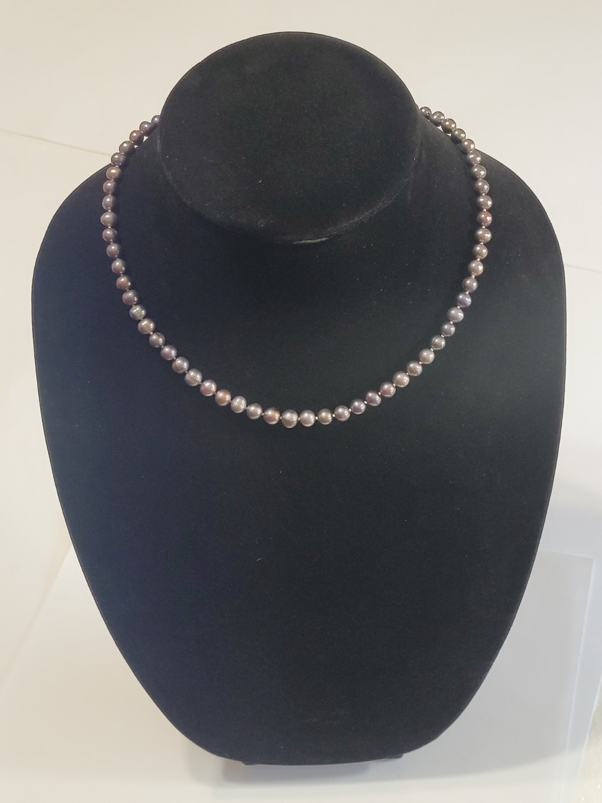 Black Freshwater Pearl Necklace 16″ 925 Silver Filigree Clasp Fine Fashion