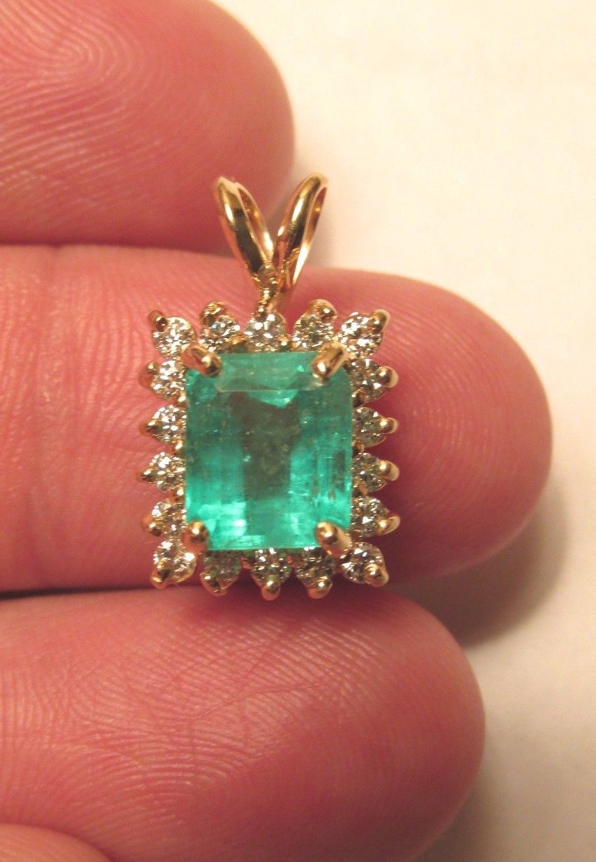 2.84 CARAT EMERALD GIA CERTIFIED PENDANT – WITH 18 ( .54 TCW ) E COLOR DIAMONDS